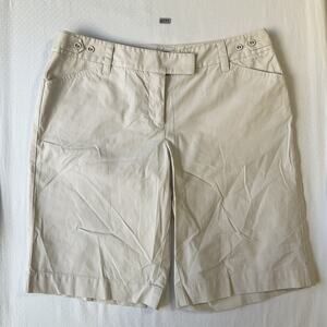 Ann Taylor Women Shorts Size 2 Beige Bermuda Button Cotton 10" Inseam 29” Waist